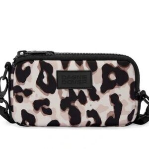 Dagne Dover Mara phone Sling Bag